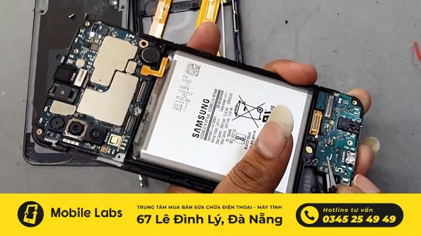 Thay pin Samsung A50 Giá Rẻ