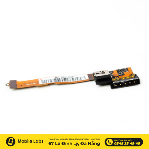 Thay-chan-sac-surface-studio