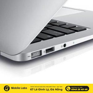 thay cổng usb macbook air 2010