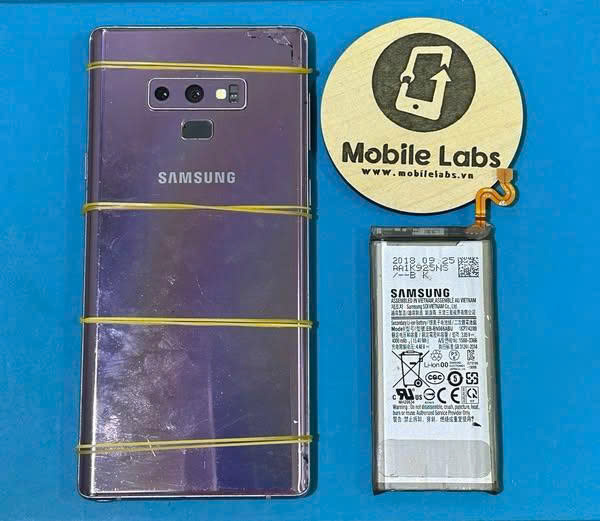 Thay Pin Samsung Galaxy Note 9 Tại Đà Nẵng – Mobile Labs Uy Tín, Giá Tốt 8 z7041397540376 848f2b19d16ae63e7e74c3c25dfcc424