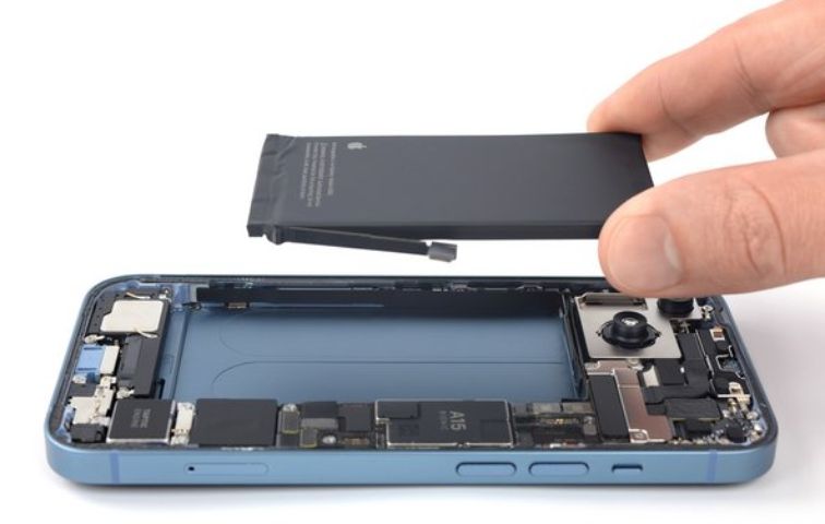 1723782751347 luu y sau khi thay pin pisen iphone 14