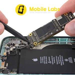 sua-chua-iphone-12-pro-max-da-nang-2