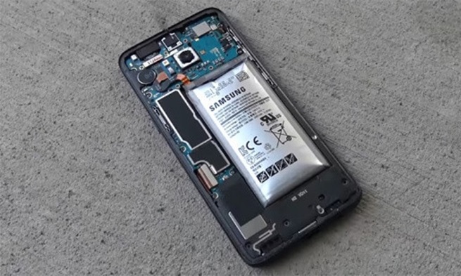 thay pin dien thoai samsung het bao nhieu tien.1