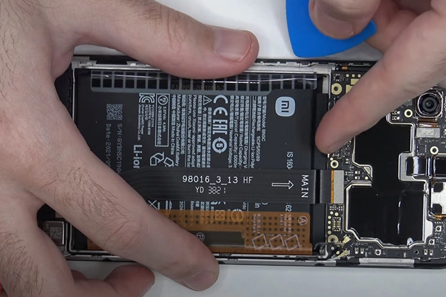 thay pin poco m4 pro 5g 4g 1.jpg