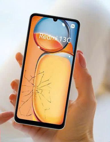 Thay Ép Mặt Kính Xiaomi Redmi 13C Tại Đà Nẵng – Giá Chỉ 250K Tại Mobile Labs 4 z7215027621227 63493a76b61d182111bbce6be35ddad5 e1762928901721