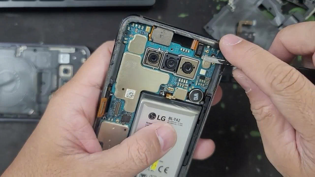 Thay Pin LG V50S ThinQ 5G Tại Đà Nẵng – Uy Tín – Giá Tốt Tại Mobile Labs 9 z7218407189539 a23462dd54f6b0aa972dcfec082c7b87