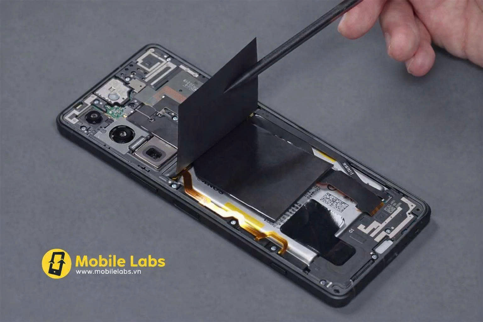 Thay Pin Sony Xperia 5 Tại Đà Nẵng - Dịch Vụ Uy Tín, Chất Lượng Cao, Giá Rẻ 3 z7448374947718 6d1f242078303299622c4fc145403ec1