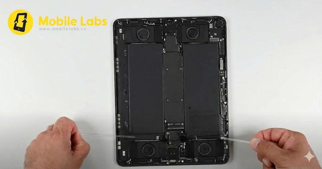 Thay Pin iPad Pro M4 11 inch 2024 Tại Đà Nẵng Uy Tín – Pin Chuẩn, Lấy Nhanh 3 z7693413225599 8a045a466b64af5fe7b5ed8b05ed19df
